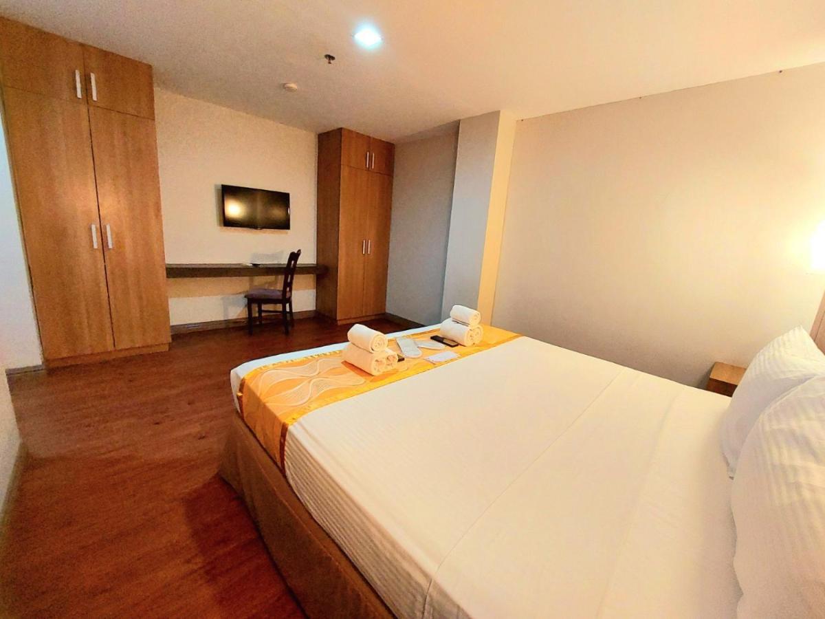 Tagaytay Hotel Sixb Tagaytay City Exterior foto