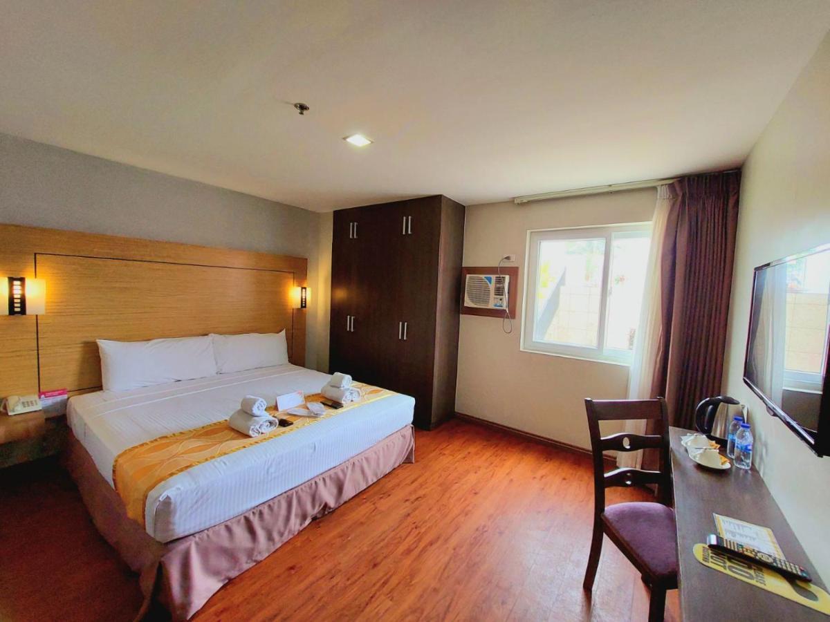 Tagaytay Hotel Sixb Tagaytay City Exterior foto